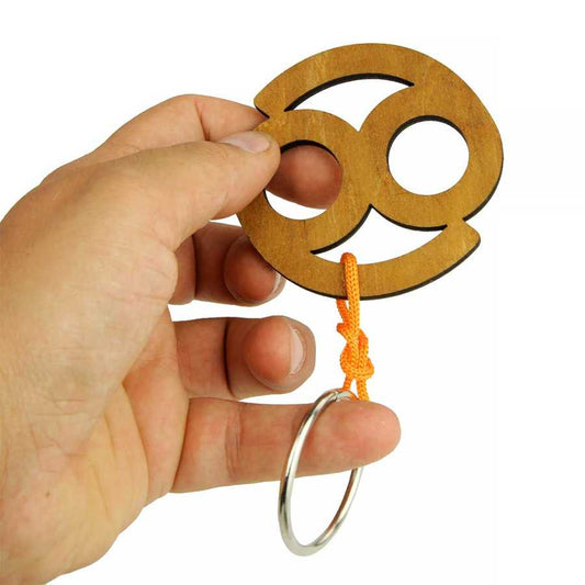 Puzzle Zodiaque Cancer en bois démonté montrant le mécanisme