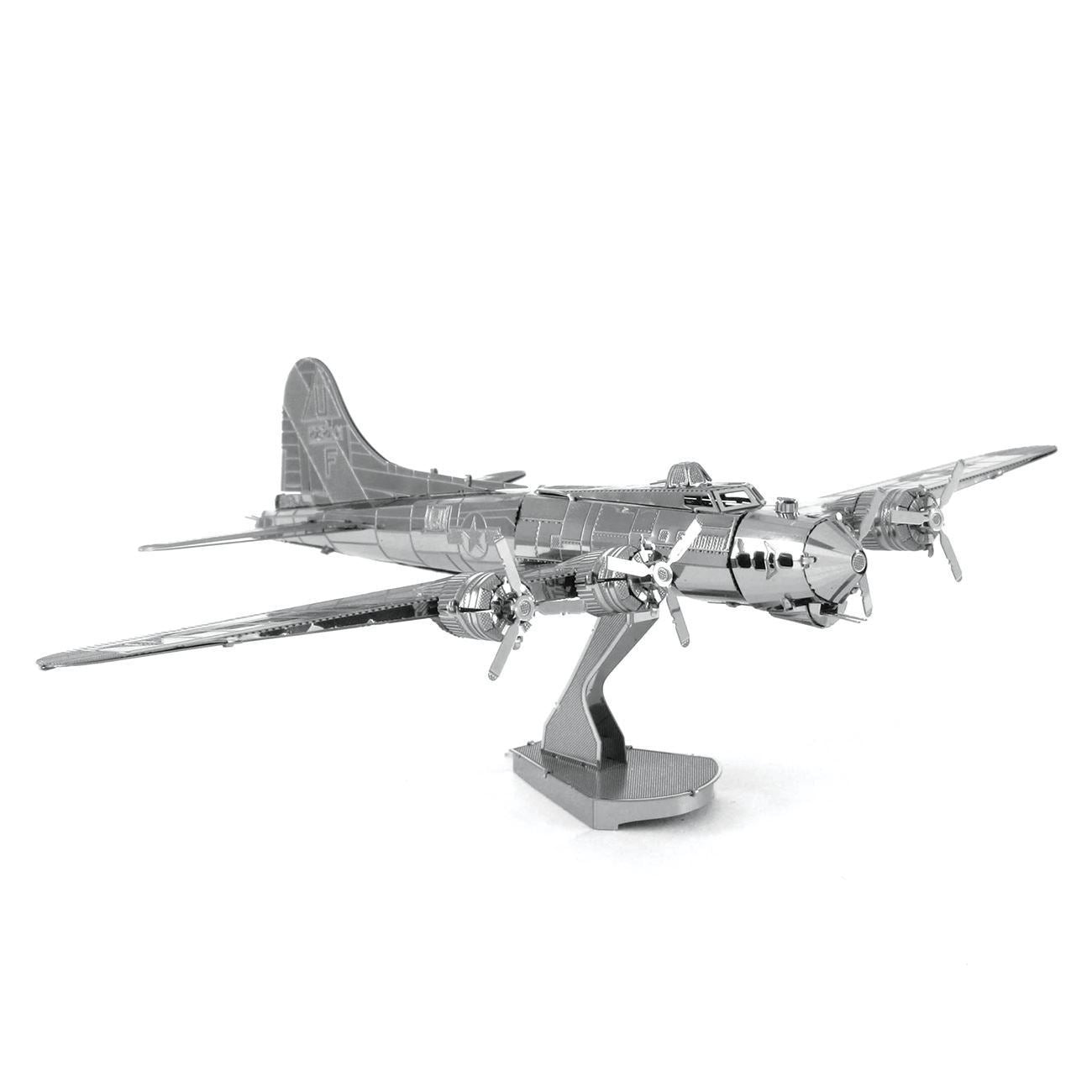 Maquette Metal Earth bombardier B-17 – objet de collection
