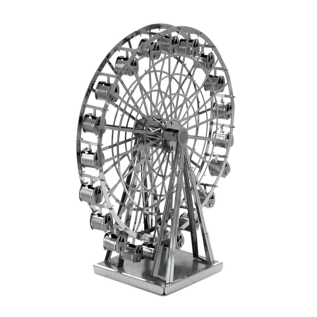 Maquette Metal Earth grande roue en métal argenté, vue de trois-quarts, montrant la structure détaillée du modèle 3D Ferris Wheel.