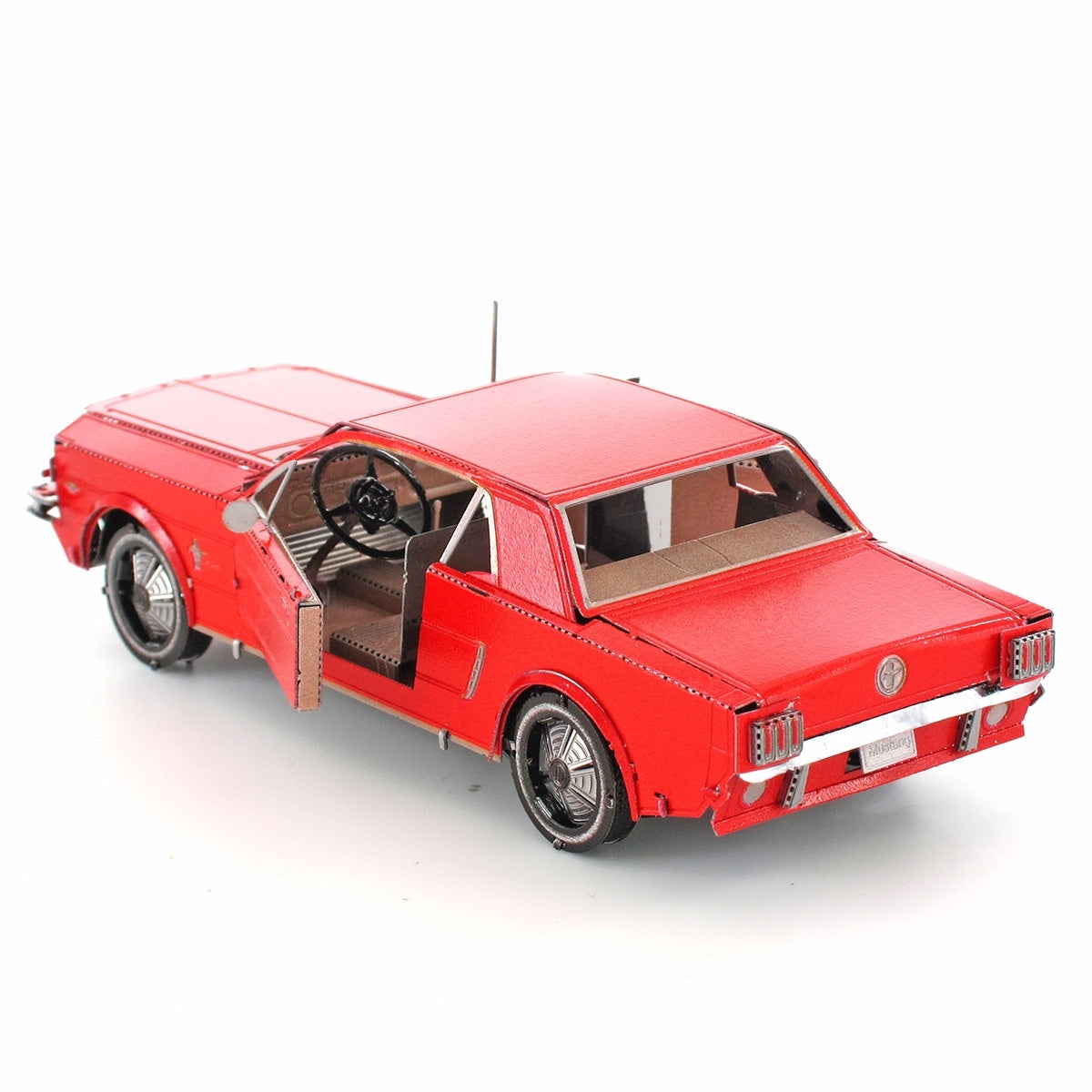 Maquette 3D Metal Earth Ford Mustang 1965 rouge en métal
