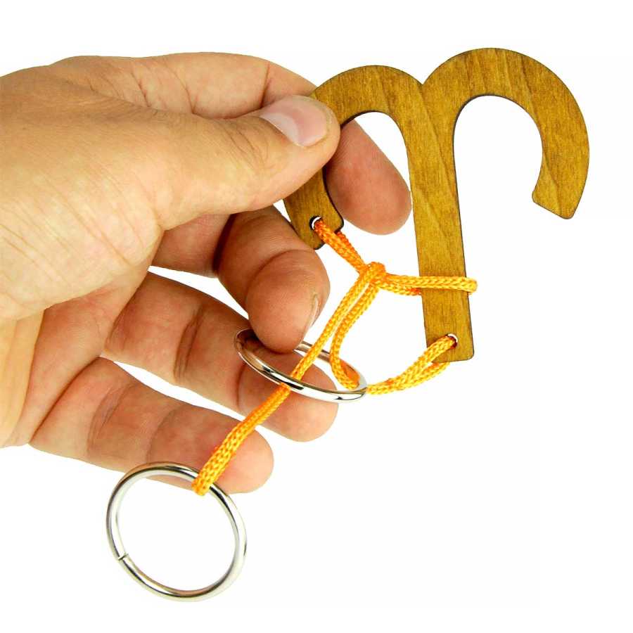 Puzzle Zodiaque Bélier en bois démonté montrant le mécanisme
