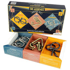 Casse-têtes en métal The Alchemist disposés ensemble
