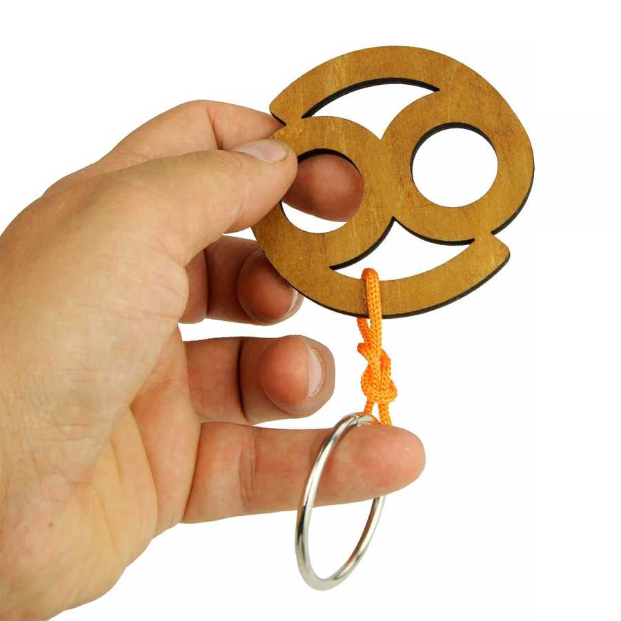 Puzzle Zodiaque Cancer en bois démonté montrant le mécanisme
