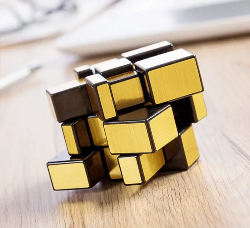 Puzzle 3D Ubik en forme asymétrique – cube magique de logique
