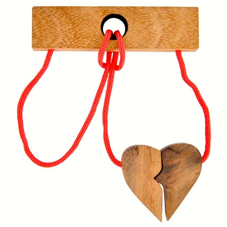 Casse-tête en bois Preuve d’amour avec deux cœurs et cordes

