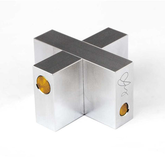 First Cross – Casse-tête métal “Croix” par Wil Strijbos | Puzzle Aluminium Séquentiel – Niveau Expert