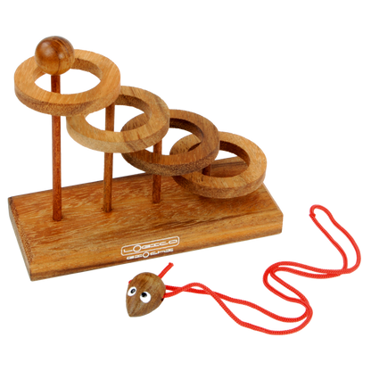 Casse-tête Libère la souris en bois en cours de résolution
