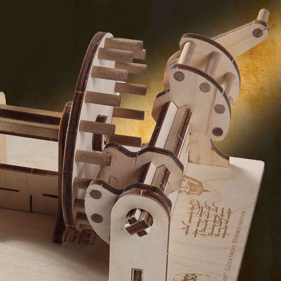 Pièces en bois du puzzle Transformation du mouvement avant assemblage – contreplaqué de bouleau